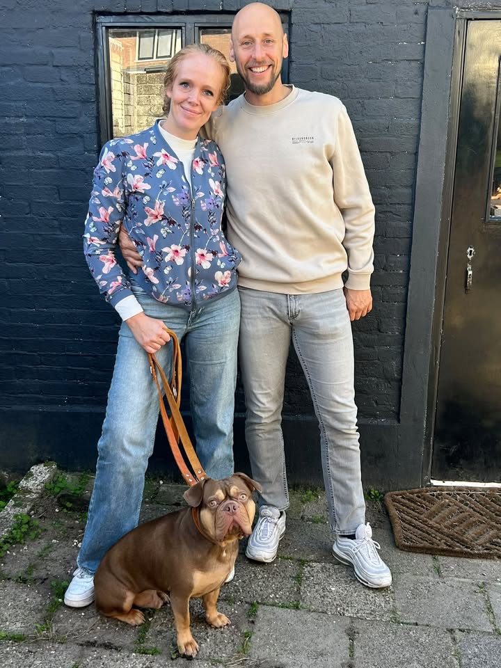Rens en Chantal met hun honden Django en James